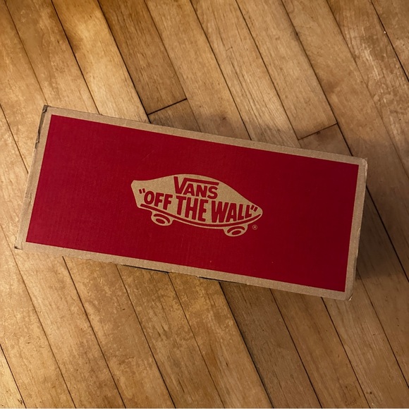 SOLD!!!! Vans off The Wall - Classic Slip-On Checkerboard Shoe - Picture 13 of 16